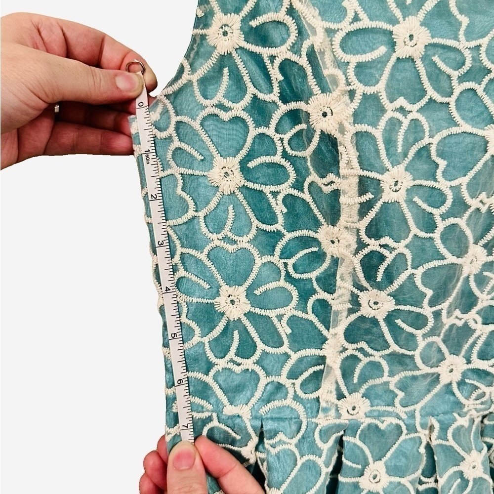 Francesca's Whisper Mini Dress White Floral Lace Overlay Mint Teal Lining Small - Picture 5 of 11